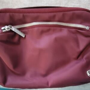 Lululemon City Adventurer Crossbody 2.5L bag/purse